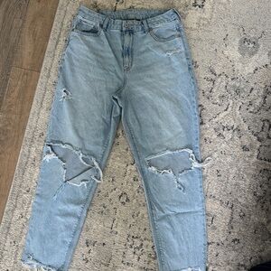 American Eagle Outfitters Light Blue Distressed Boyfriend Jeans